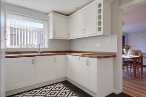 Kitchen- click for photo gallery